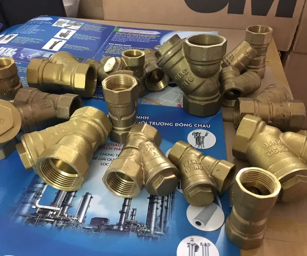 Y lọc bằng đồng DN32 ren trong