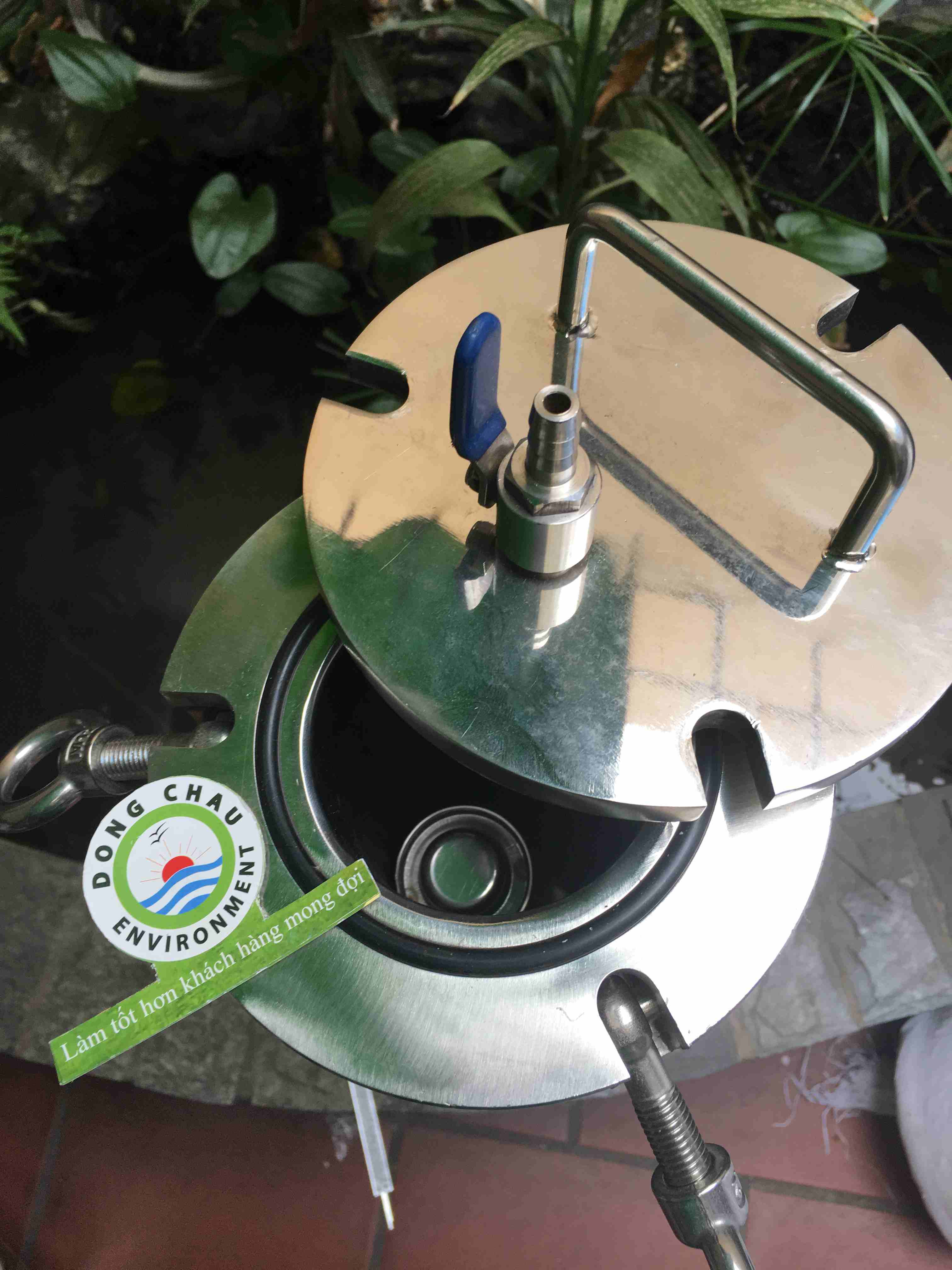 bên trong Bình lọc 1 lõi 30 inch DOE Trung Quốc