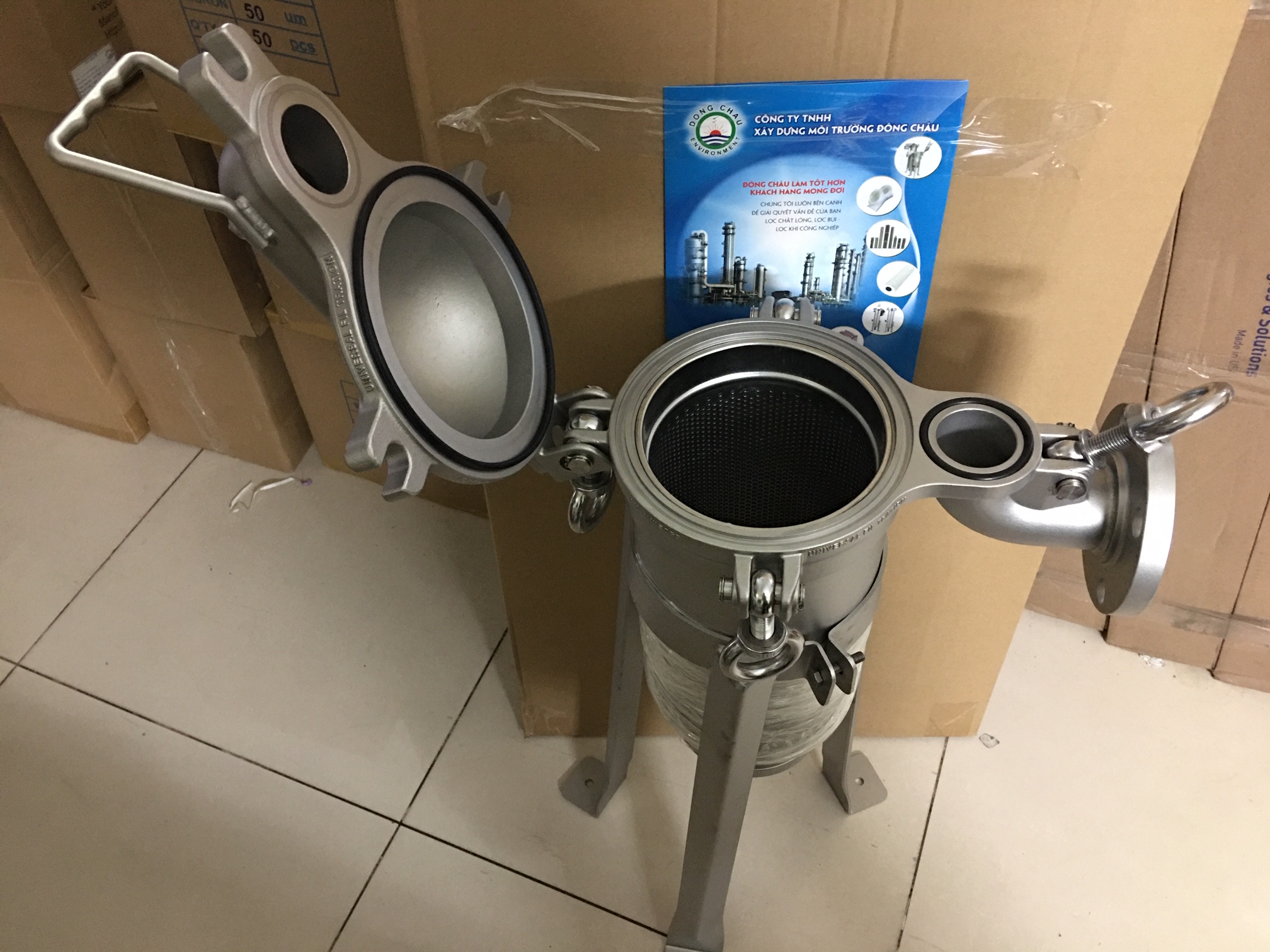 bên trong Bình lọc 1 túi size 1 dạng Top Entry Universal