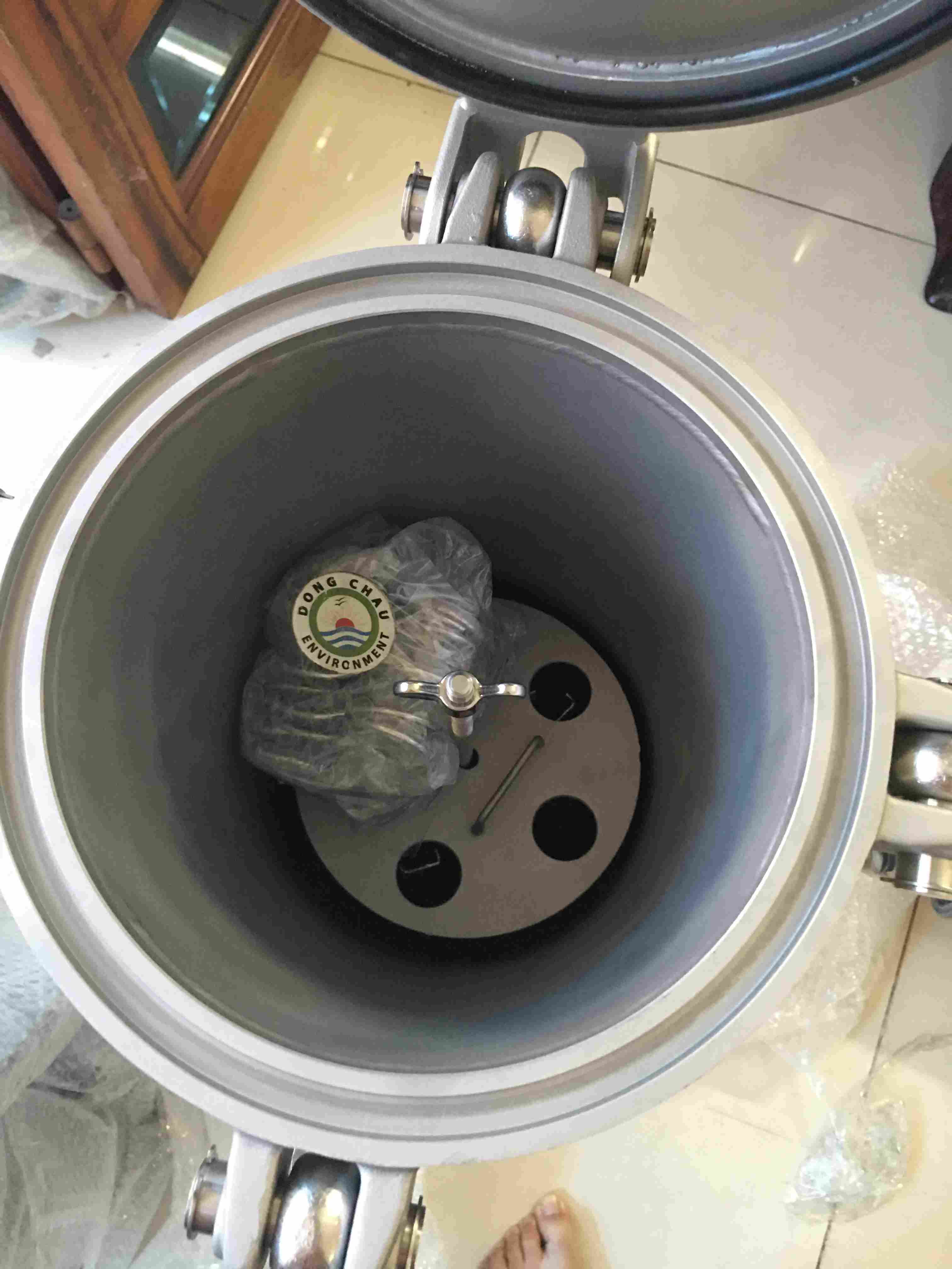 bên trong Bình lọc 5 lõi 20 inch DOE Singapore