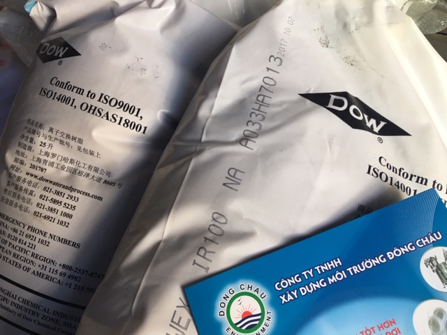 Hạt Cation Dowex Trao Đổi Ion Dương Màm Mềm Nước Cứng IR100Na