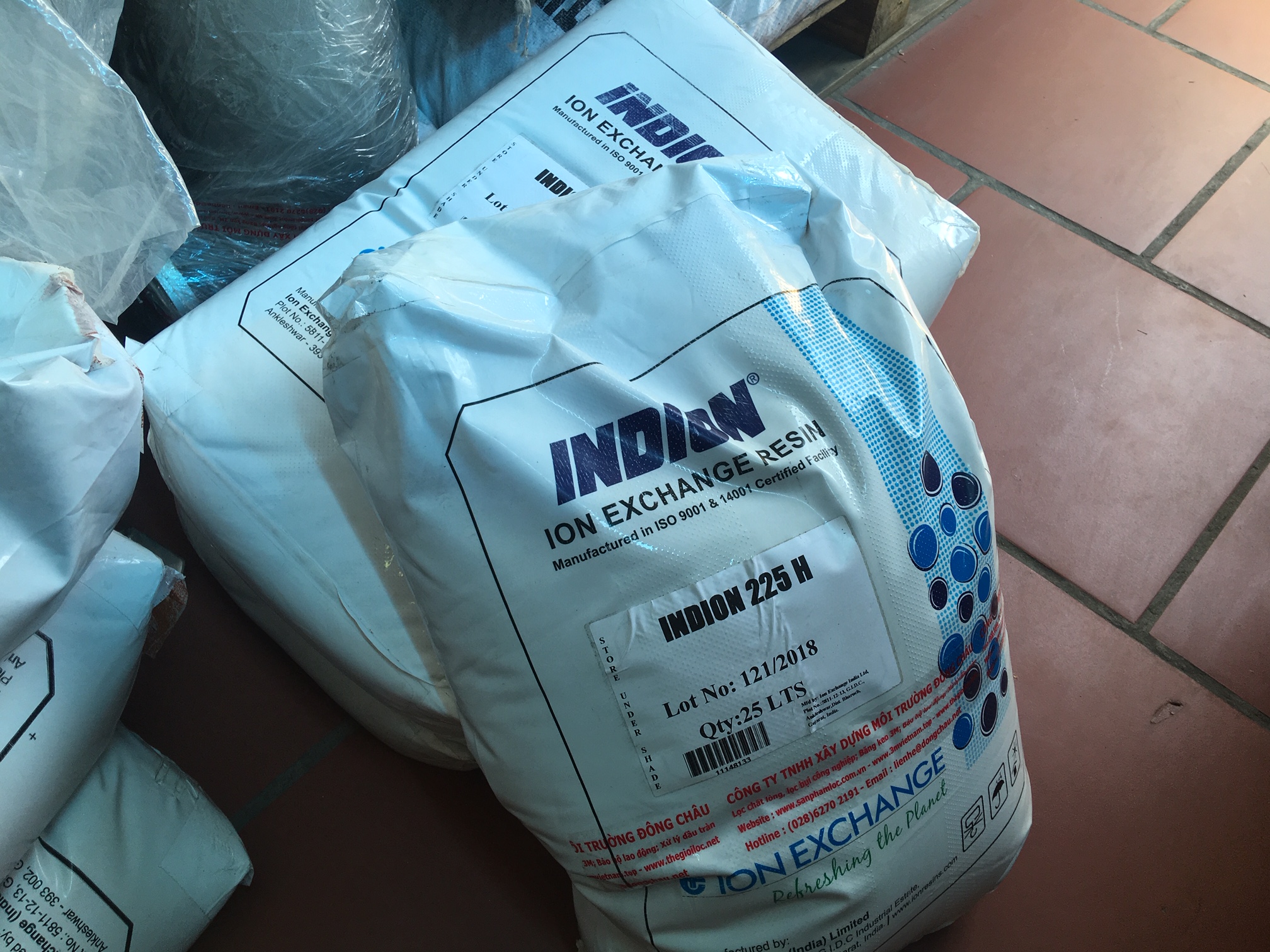 Hạt Nhựa Trao Đổi Ion Dương Indion Ấn Độ 225 H