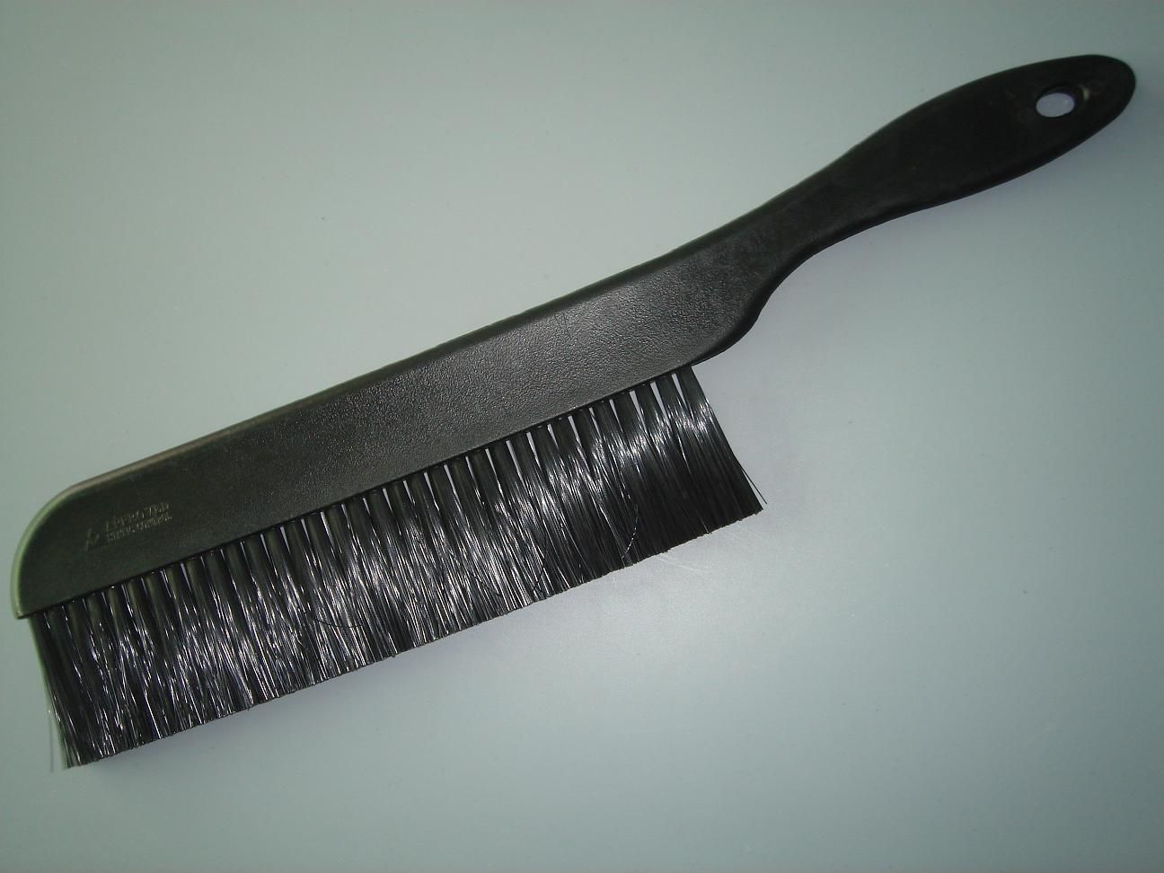 choi-lam-sach-linh-kien