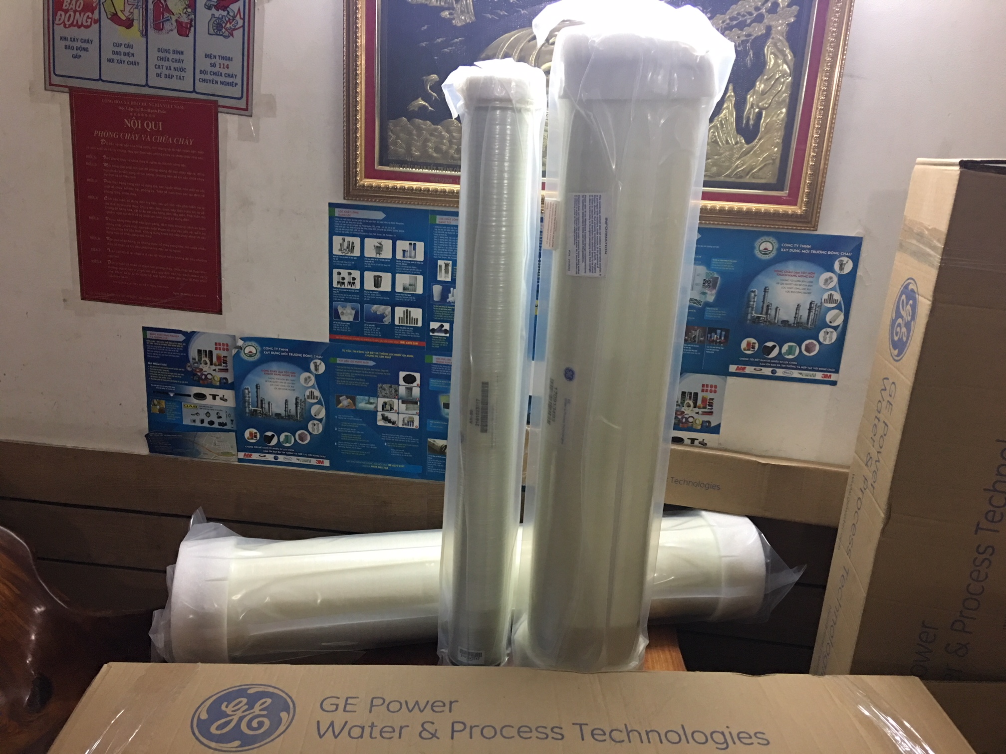 Màng RO AK400 GE Áp Thấp Sản Xuất Tạ Mỹ