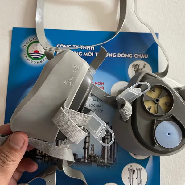 Khẩu trang mặt nạ phòng độc nửa mặt 3M 3100