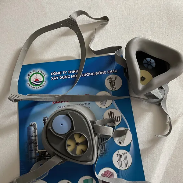 Khẩu trang mặt nạ phòng độc nửa mặt 3M 3100