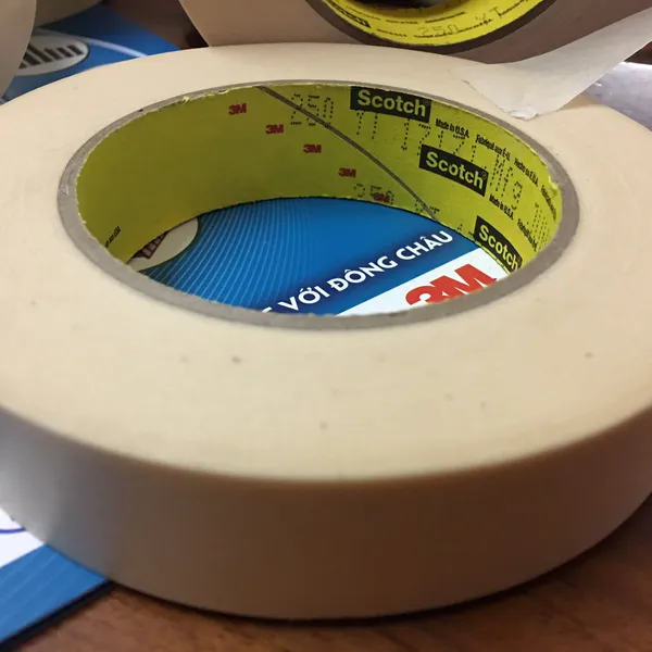 Băng keo giấy 3M 250 YT kiểm tra độ dính mực in, sơn, xi mạ