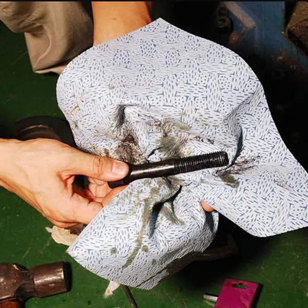 Cuộn giấy lau, vệ sinh công nghiệp