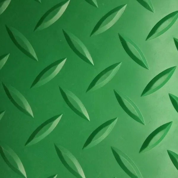 Thảm cao su có vân chống trượt tại khu vui chơi màu xanh lá