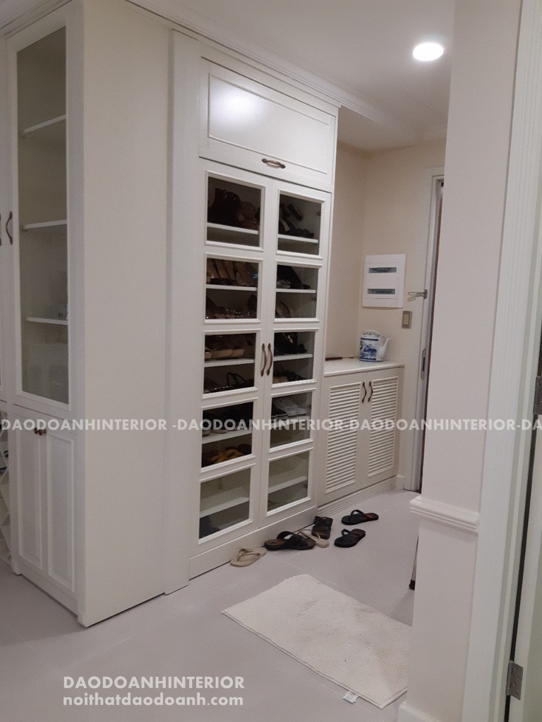 Tủ giày thiết kế đơn giản với nét chỉ gỗ nhẹ nhàng mang phong cách tân cổ điển  Tủ giày thiết kế đơn giản với nét chỉ gỗ nhẹ nhàng mang phong cách tân cổ điển