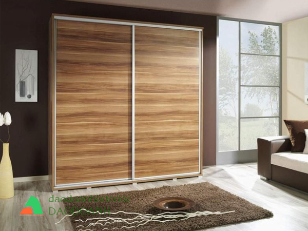 Thiết kế tủ đựng quần áo bằng gỗ rất thiết thực Thiết kế tủ đựng quần áo bằng gỗ rất thiết thực