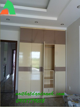 Tủ đựng quần áo bằng gỗ cao cấp Tủ đựng quần áo bằng gỗ cao cấp