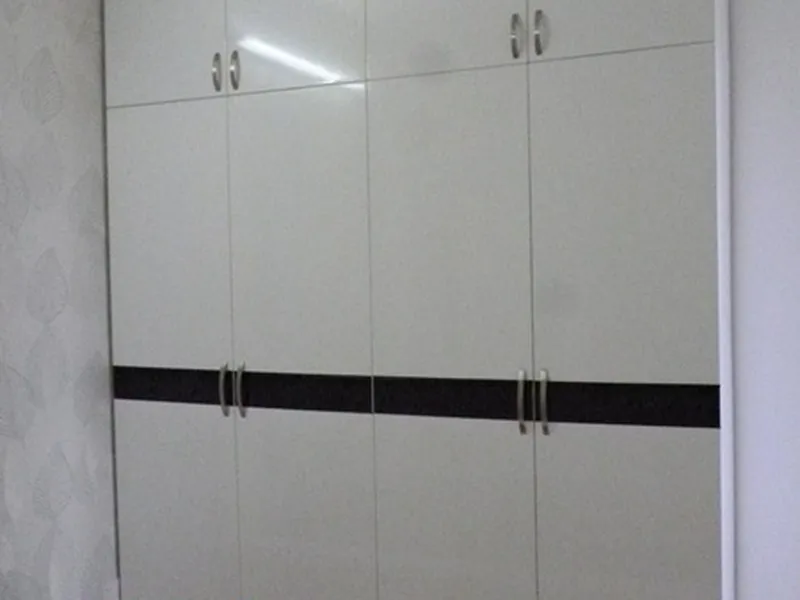 Tủ áo đẹp TADD18, gỗ ghép thanh sơn PU