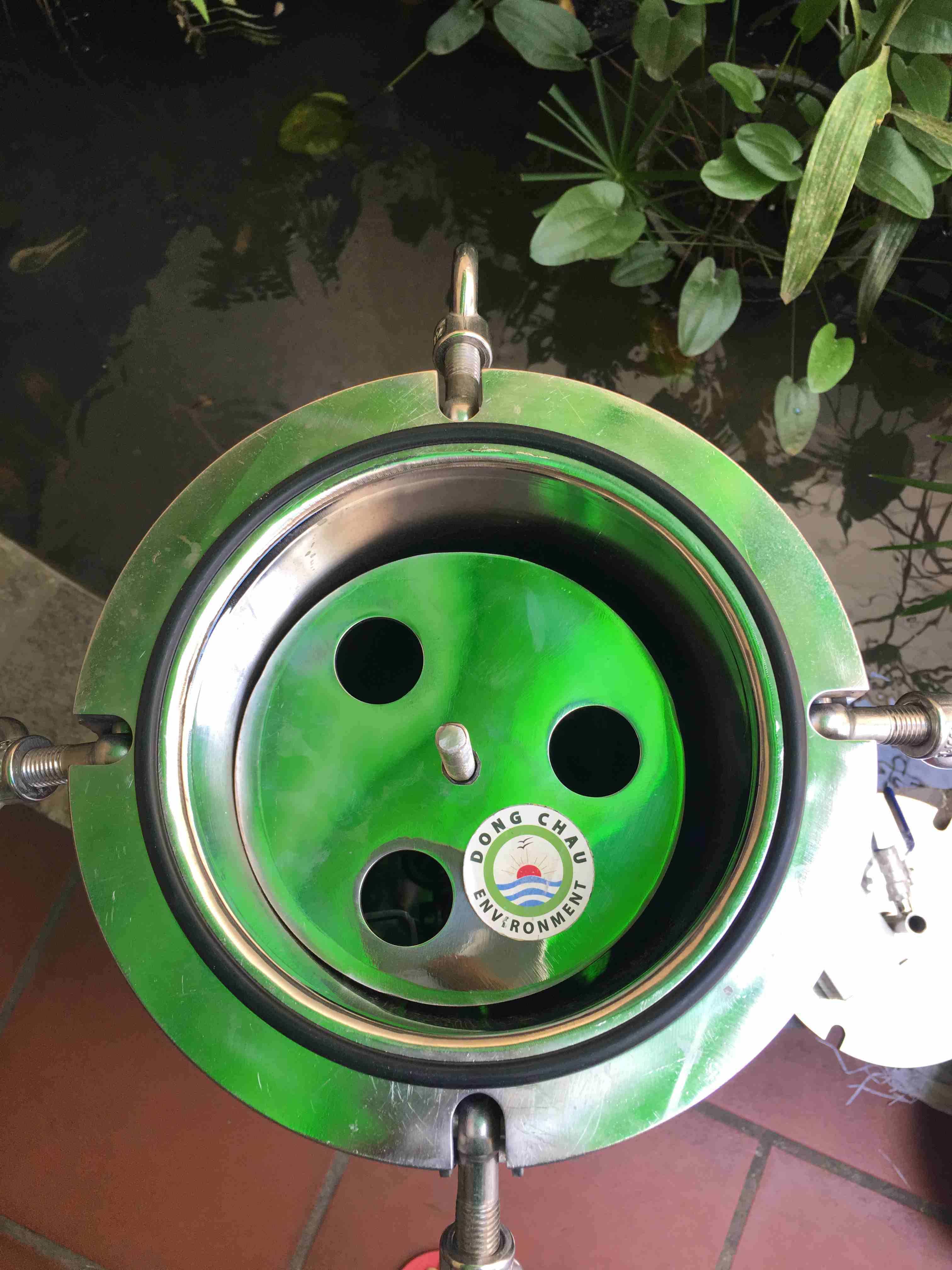 bên trong Bình lọc 3 lõi 20 inch DOE Trung Quốc