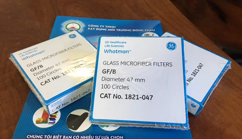 Giấy lọc sợi thủy tinh Whatman 1821-047