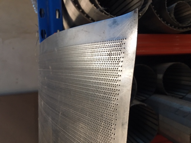 Tấm inox phẳng 304 đục lỗ theo yêu cầu