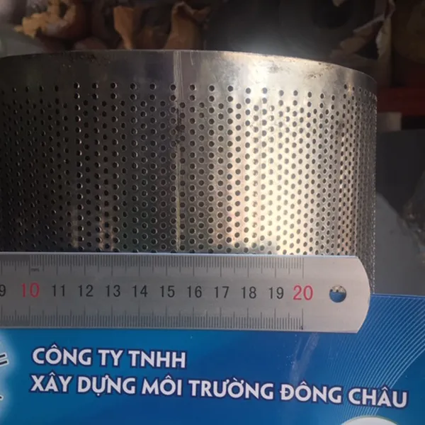 Tấm inox dày 1mm đục lỗ 2mm theo yêu cầu