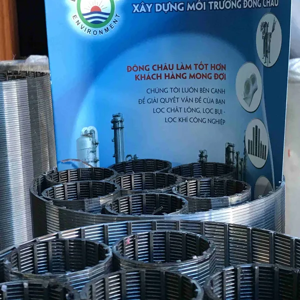 Ống Lọc Khe Inox Đường Kính 49mm X Khe 0.3mm X Dài 1m DOE