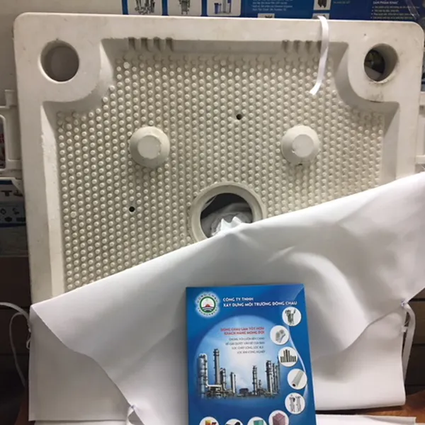 Tấm Vải Ép Bùn Khung Bản Đục Lỗ Trên Các Cạnh