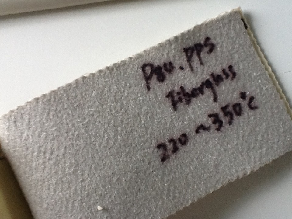 vai-loc-bui-chiu-nhiet-pps-fiberglass