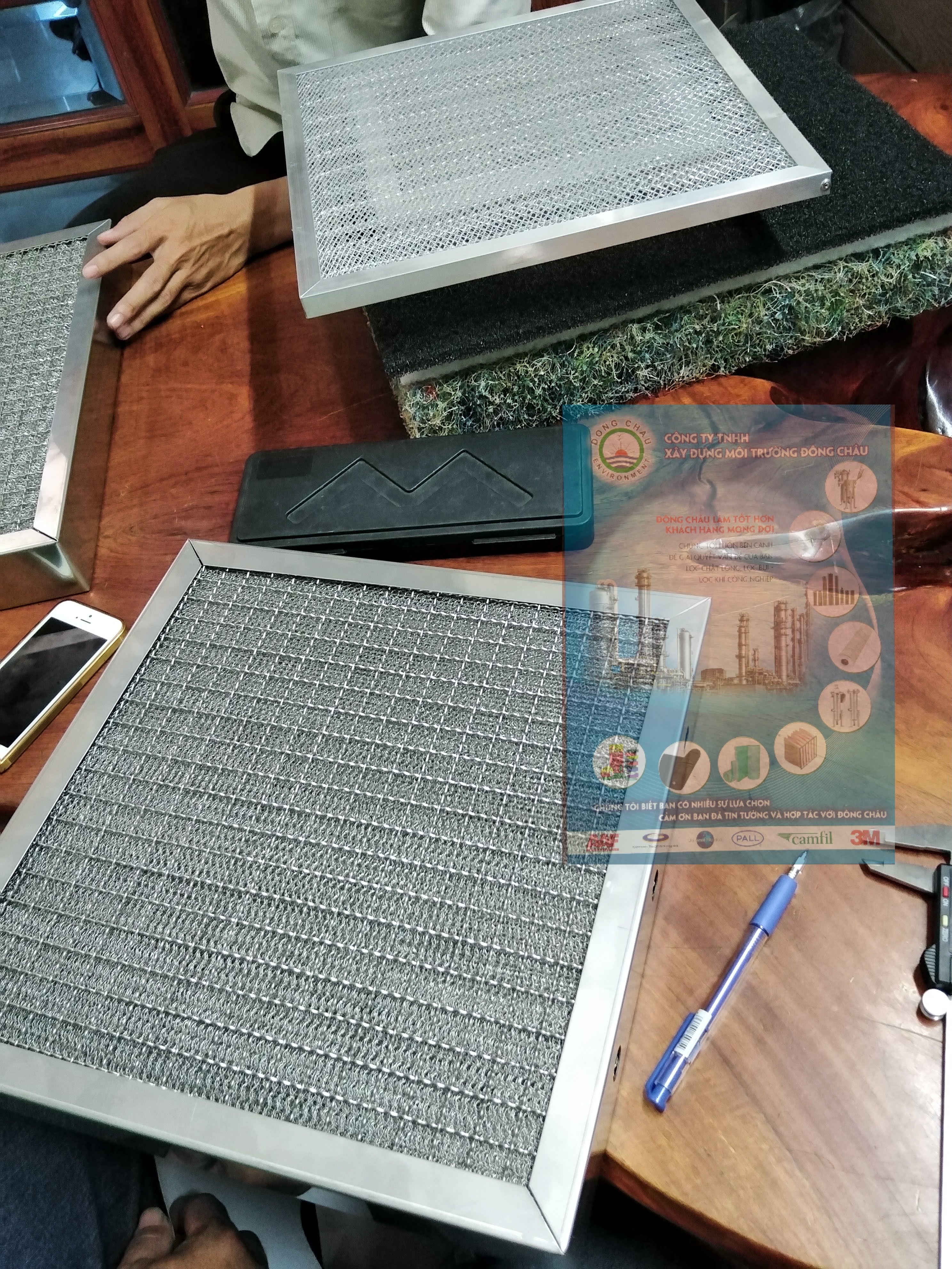 Khung lưới nhôm lọc bụi lớn