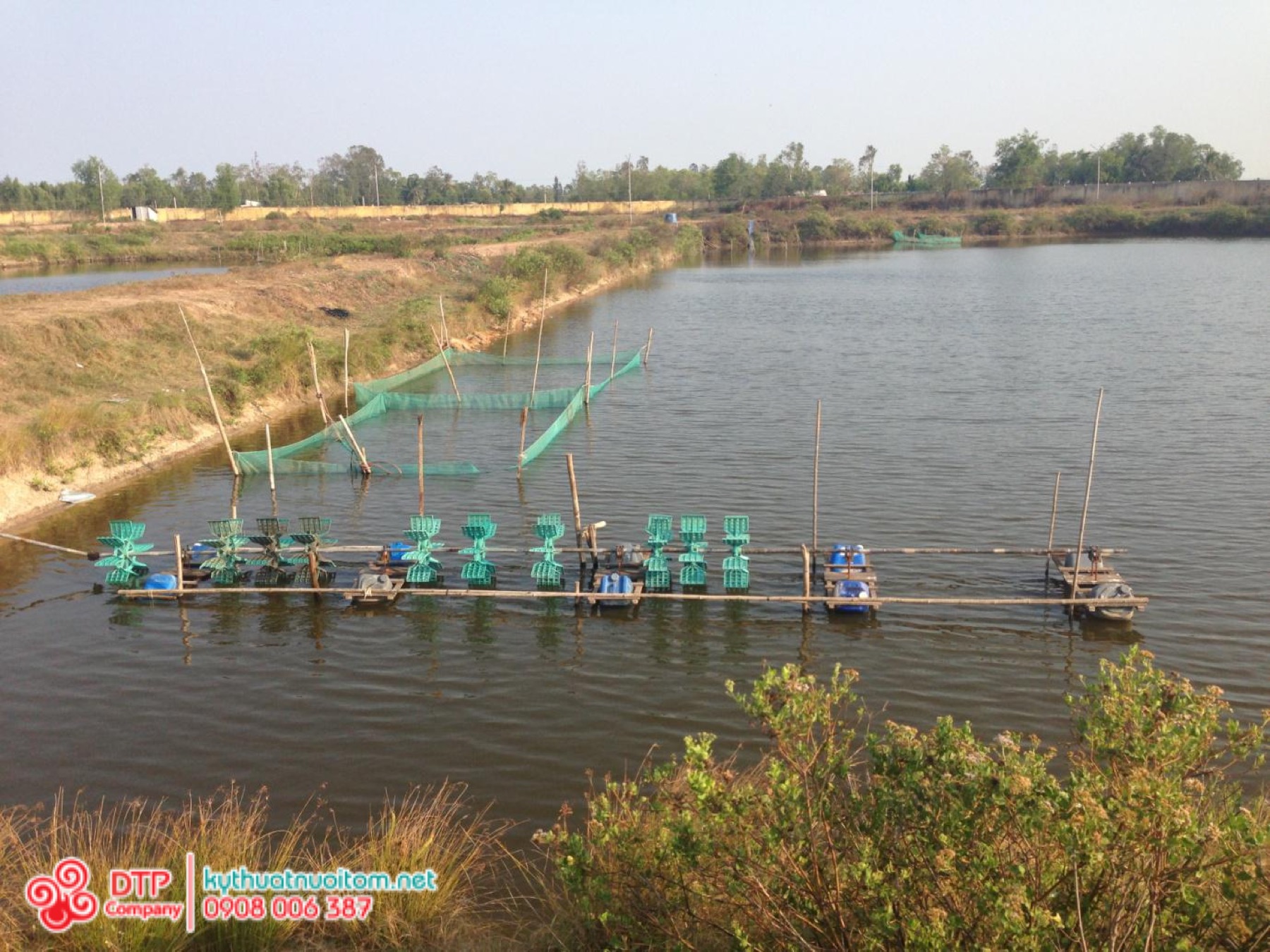 thiết bị nuôi tôm thiết bị nuôi tôm