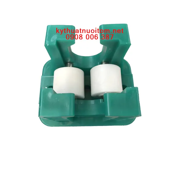 Thiết bị nuôi tôm - Con lăn đại xanh ngọc