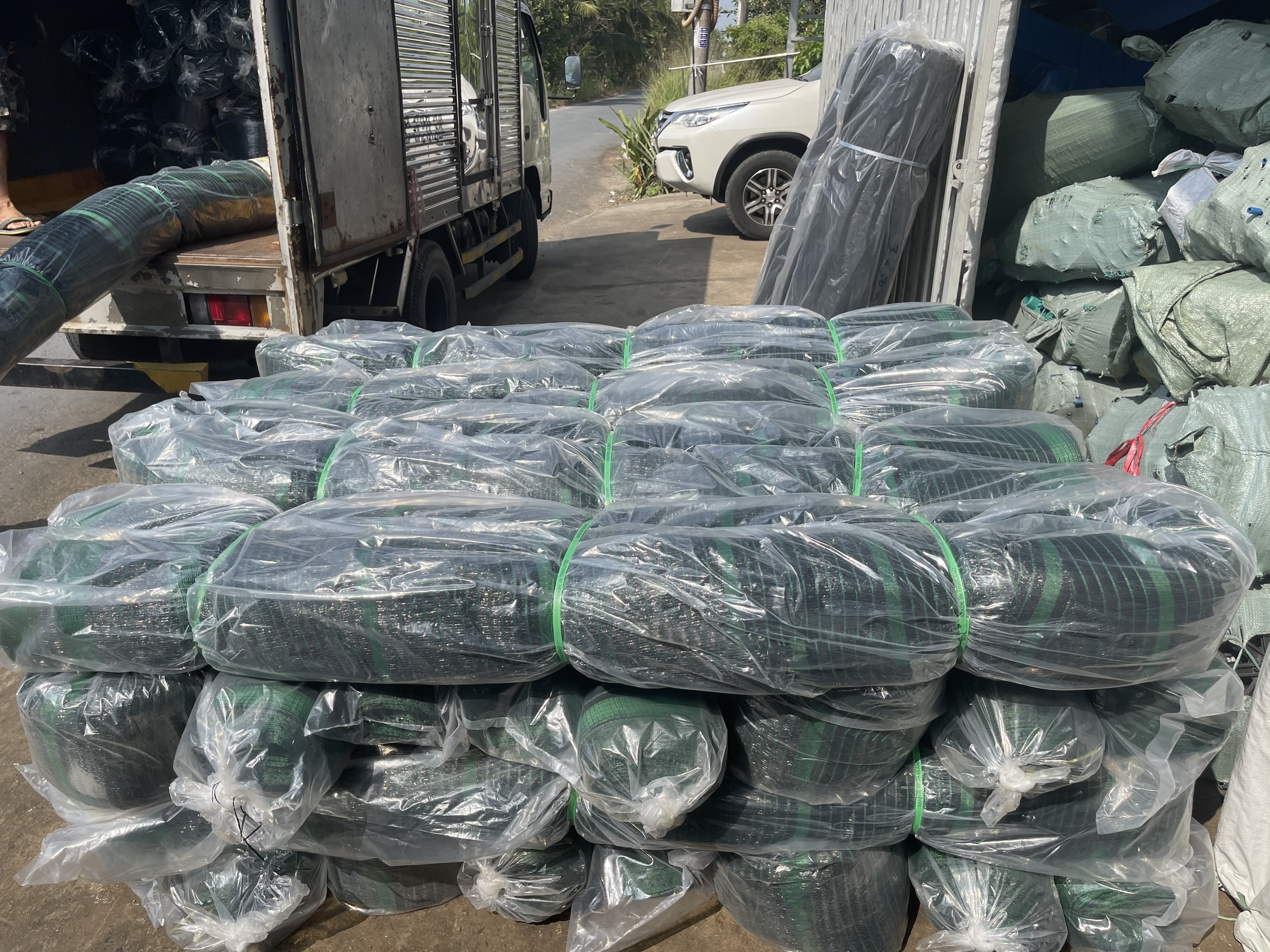 Lưới lan che nắng - Thiết bị nuôi tôm DTP Lưới lan che nắng - Thiết bị nuôi tôm DTP