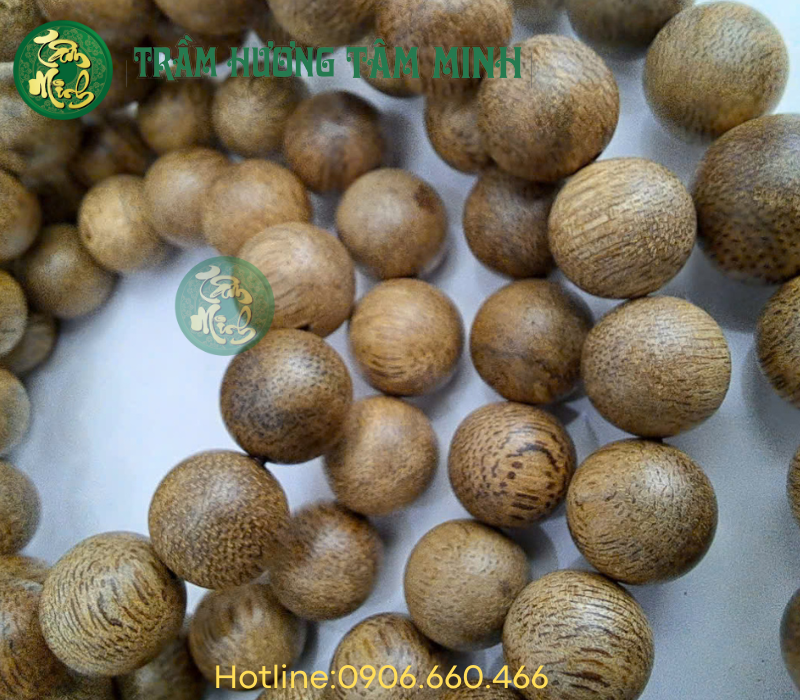 Cận cảnh hạt của Chuỗi 108 hạt 10ly Trầm Kiến Quảng Nam