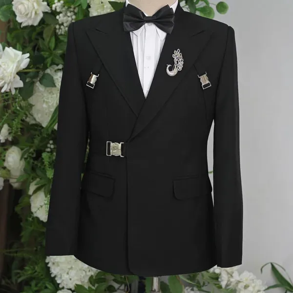 VEST PHONG CÁCH HIỆN ĐẠI CHO CHÚ RỂ