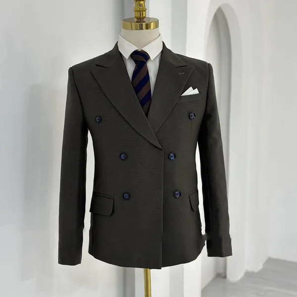 BỘ ÁO VEST 4 NÚT CHO CHÚ RỂ PHONG CÁCH THANH LỊCH