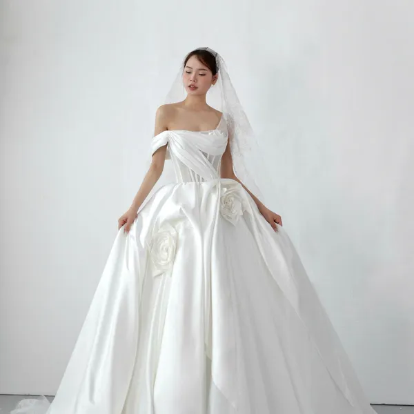 VÁY CƯỚI TÙNG XÒE KIỂU DÁNG PHÁ CÁCH CHO CÔ DÂU