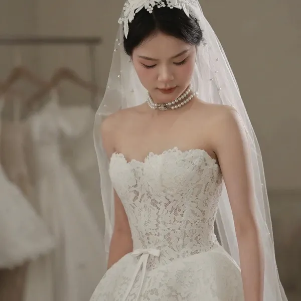 VÁY CƯỚI CHỮ A CAO CẤP CHO CÔ DÂU