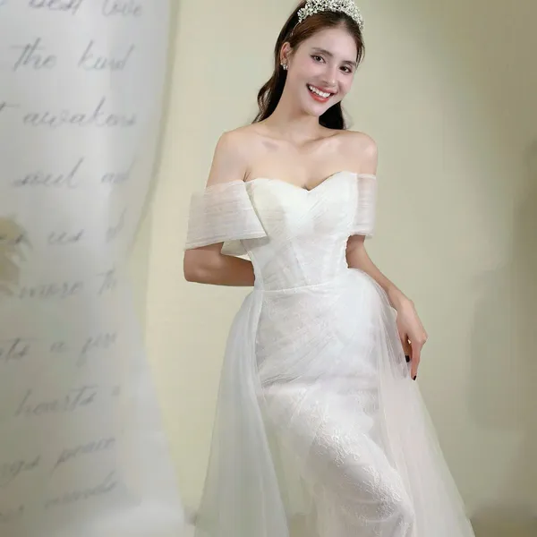 VÁY CƯỚI ĐUÔI CÁ ẤN TƯỢNG CHO CÔ DÂU