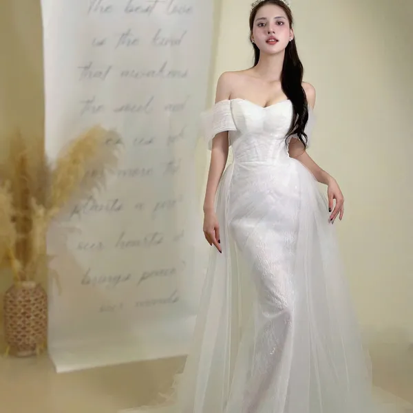 VÁY CƯỚI ĐUÔI CÁ ẤN TƯỢNG CHO CÔ DÂU