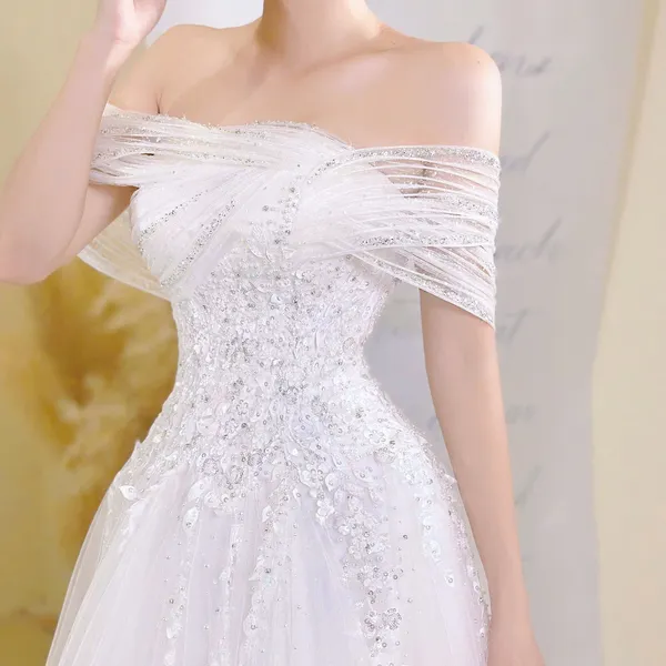 VÁY CƯỚI NHẸ NHÀNG CHO CÔ DÂU