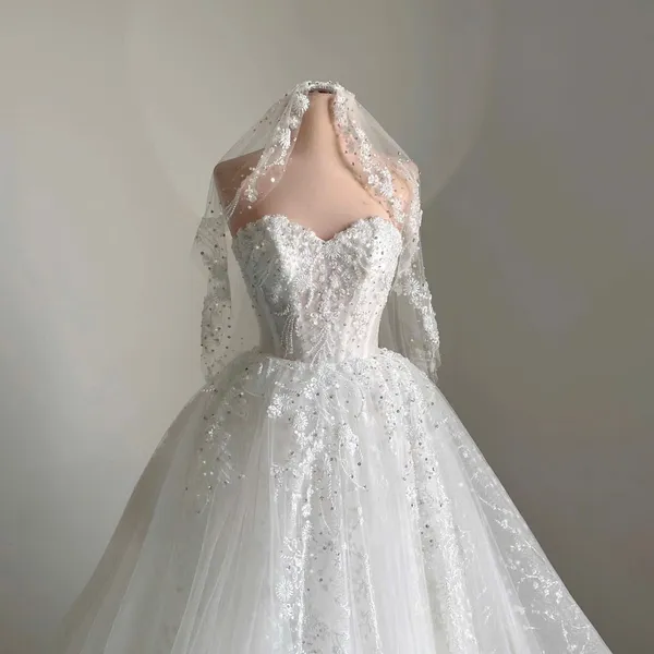 BỘ VÁY CƯỚI ĐẸP CHO CÔ DÂU