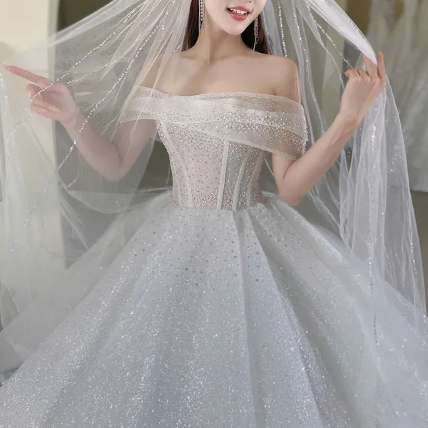 VÁY CƯỚI LÀM LỄ TÙNG KIM SA