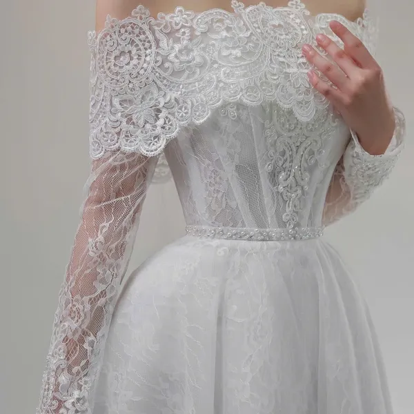VÁY CƯỚI ĐI BÀN DÀNH CHO CÔ DÂU
