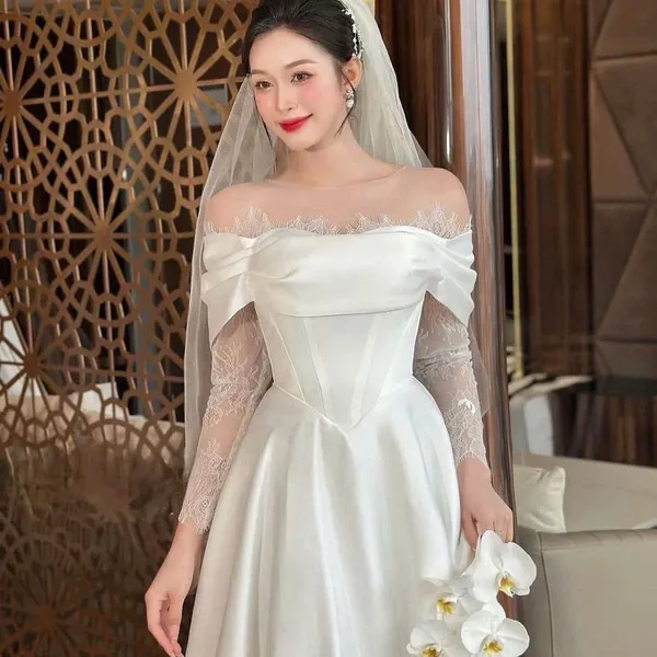 VÁY CƯỚI FORM CHỮ A CORSET NHẸ NHÀNG XINH XẮN