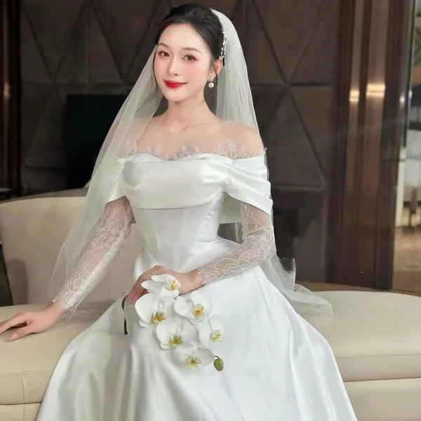 VÁY CƯỚI FORM CHỮ A CORSET NHẸ NHÀNG XINH XẮN