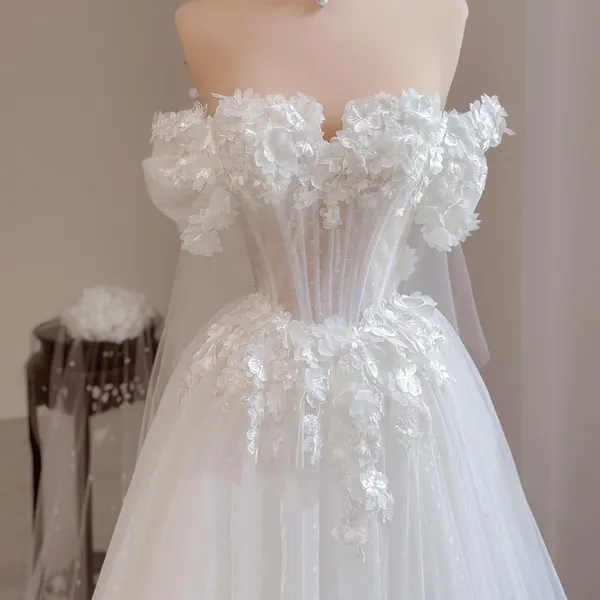 VÁY CƯỚI CÔ DÂU DÁNG SUÔNG ĐẸP