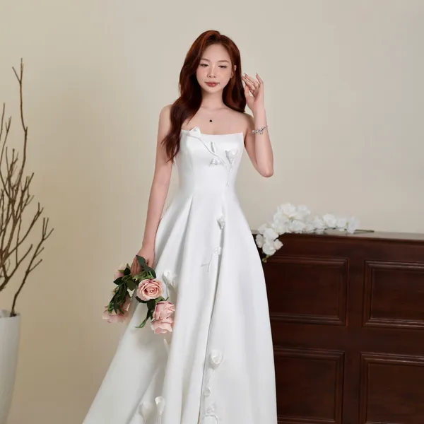 VÁY CƯỚI SUÔNG JOLI SIẾT EO XINH XẮN