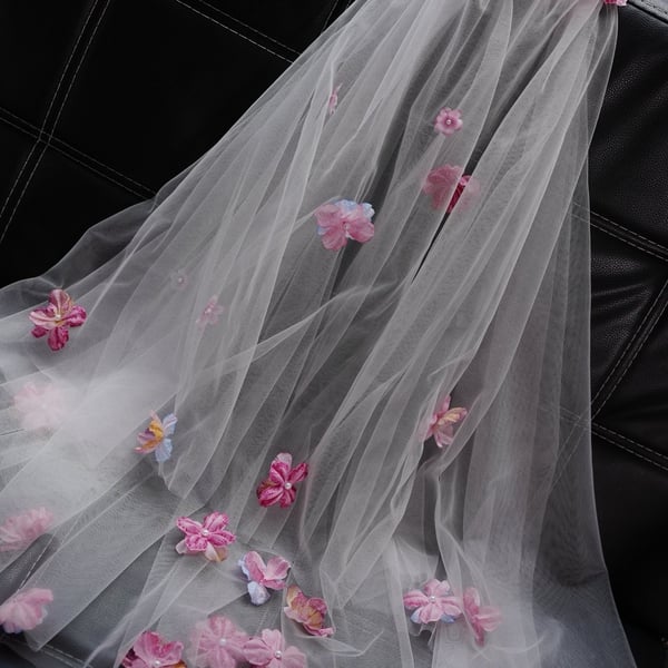 Voan Cưới Ngắn Kết Hoa Lụa