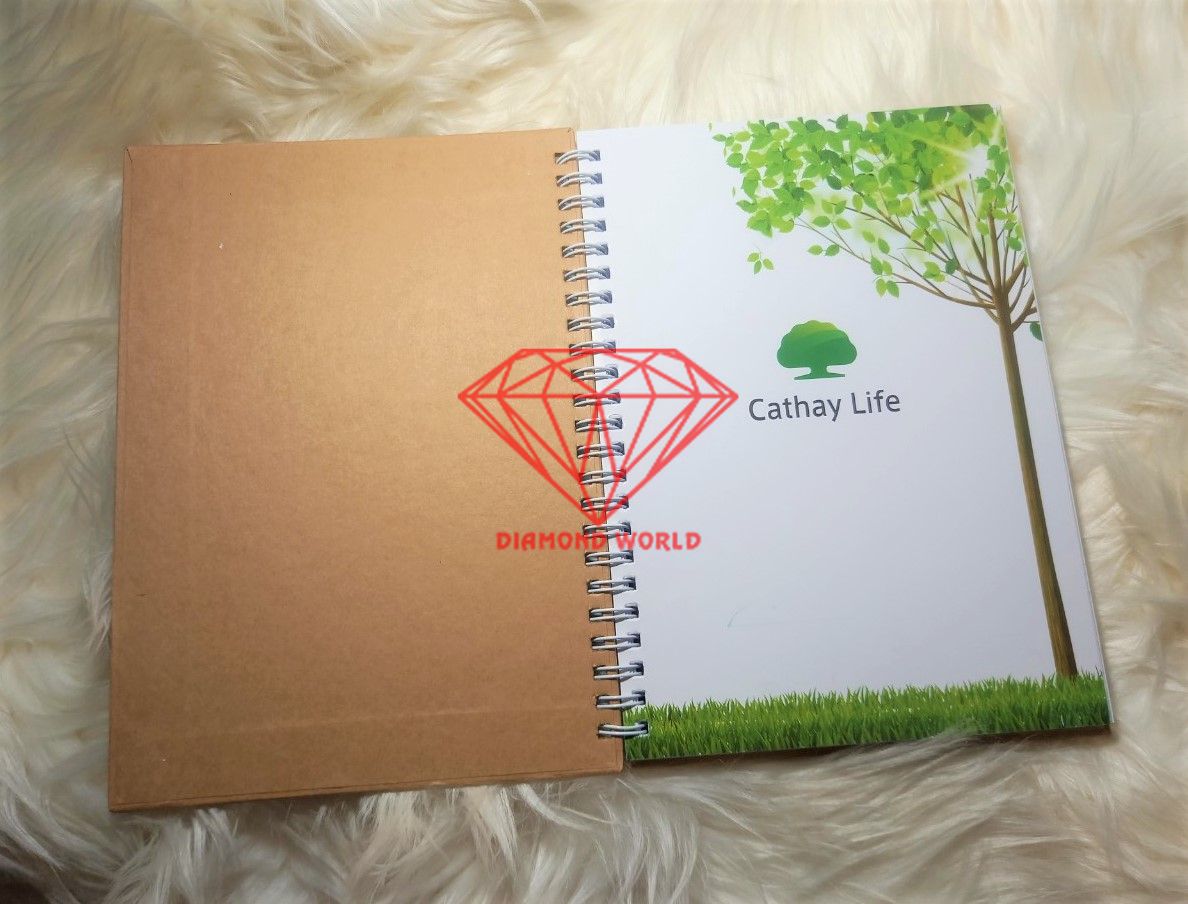 Diamond World nhận thiết kế sổ bìa giấy lò xo theo yêu cầu | sanxuatsoda.net Diamond World nhận thiết kế sổ bìa giấy lò xo theo yêu cầu | sanxuatsoda.net