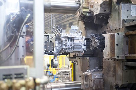 Đúc áp lực cao đòi hỏi hệ thống máy móc đạt chuẩn chất lượng Đúc áp lực cao đòi hỏi hệ thống máy móc đạt chuẩn chất lượng