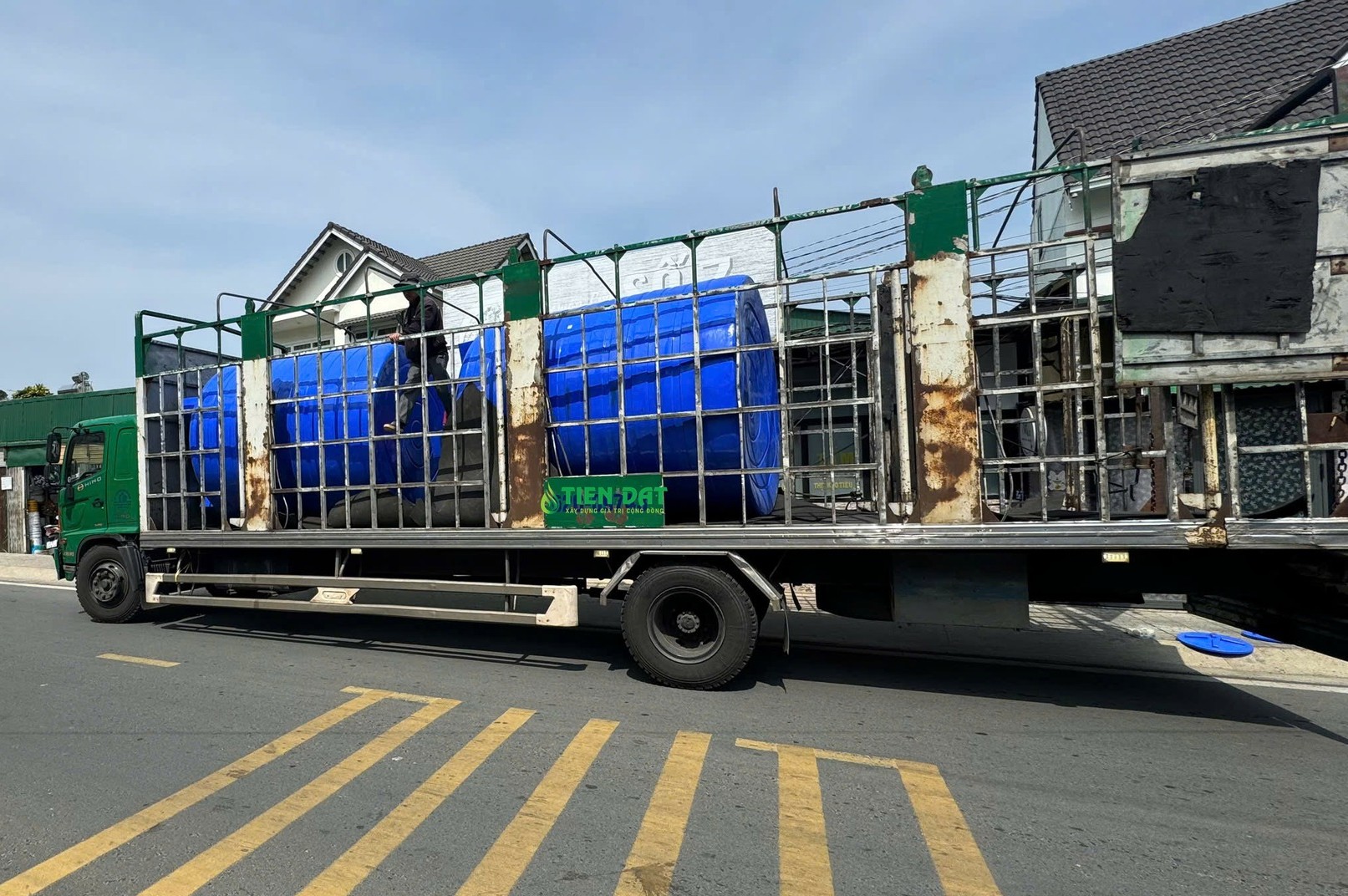 Bồn nước công nghiệp dung tích lớn đáp ứng mọi nhu cầu sản xuất tại Linh Xuân Bồn nước công nghiệp dung tích lớn đáp ứng mọi nhu cầu sản xuất tại Linh Xuân