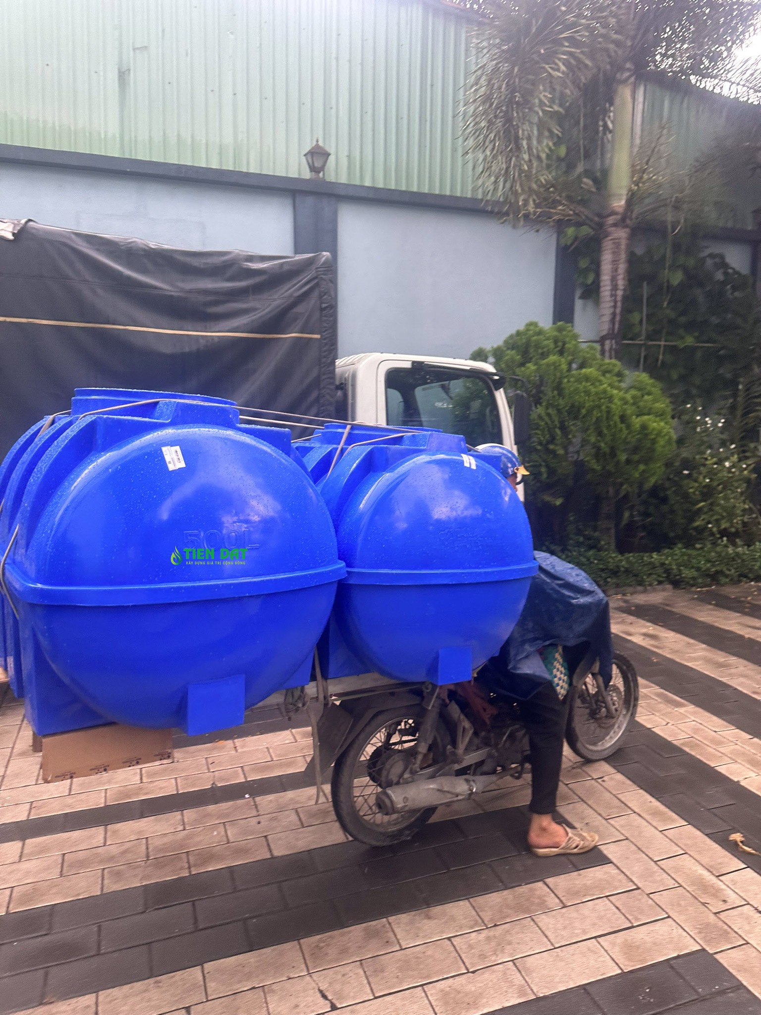 Giá bồn nhựa Tân Á Đại Thành Giá bồn nhựa Tân Á Đại Thành