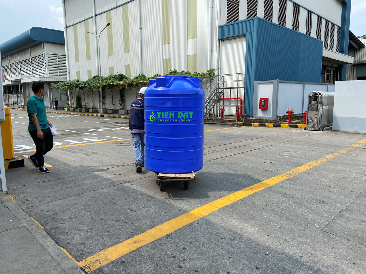 Giá bồn nhựa Tân Á Đại Thành Giá bồn nhựa Tân Á Đại Thành