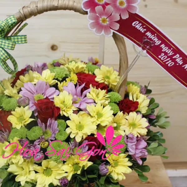 Giỏ hoa tươi 20/10 - PT43